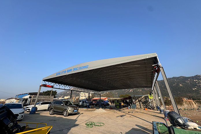南鲲码头电动伸缩雨棚